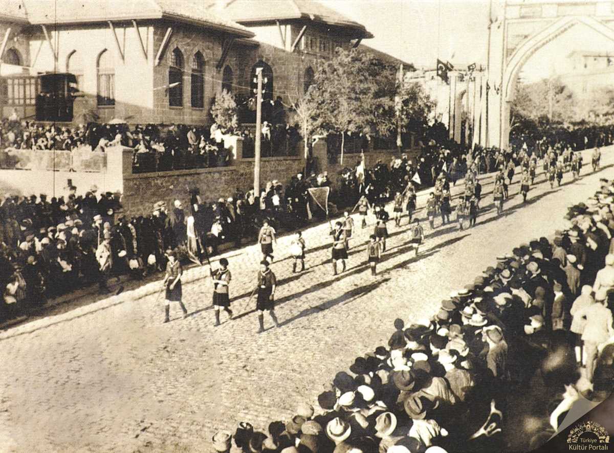 TBMM’nin Açılışının 102.Yılına Özel: Milli Mücadele, Meclisin Kuruluşu ve 1 Sayılı Kanun